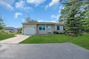 29 HUMMINGBIRD LN, WHITING, NJ