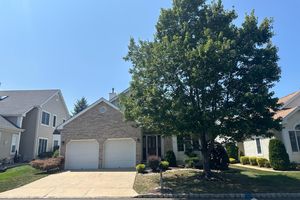 31 SHERWOOD DR, MONROE, NJ