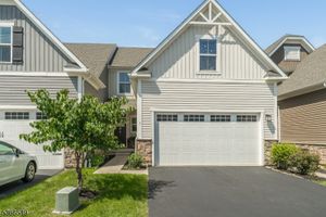 7 HARRIER LN, WASHINGTON, NJ