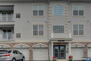 2 SAND STO SANDSTONE CT D3, WOODLAND PARK, NJ