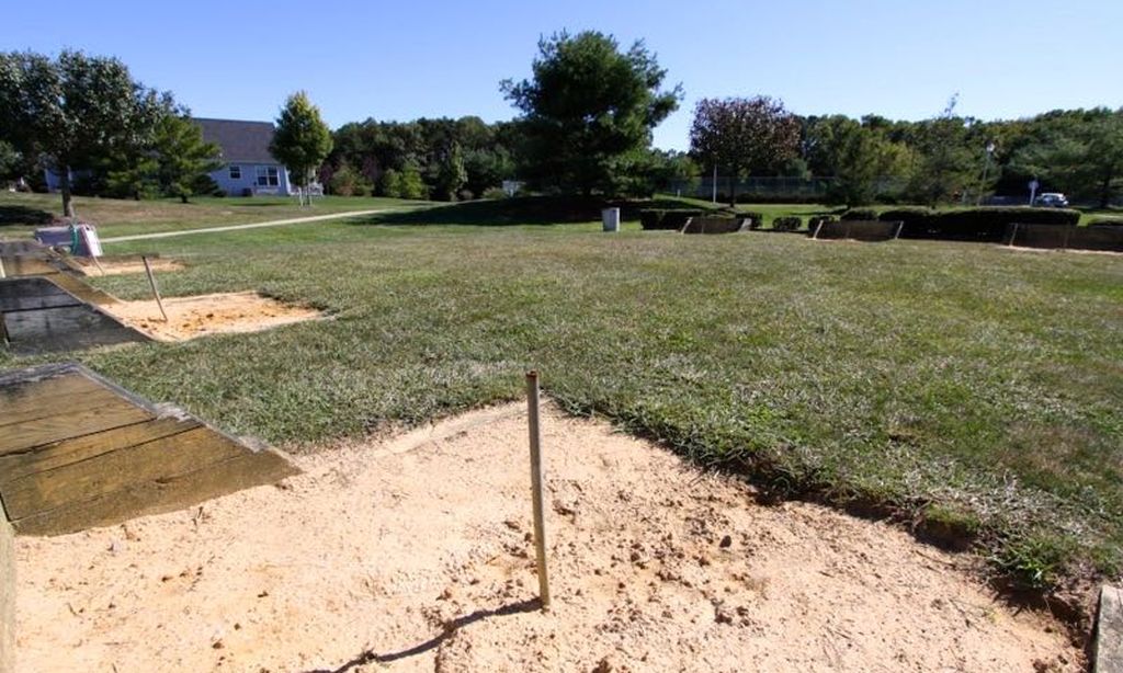 3 Horseshoe Pits
