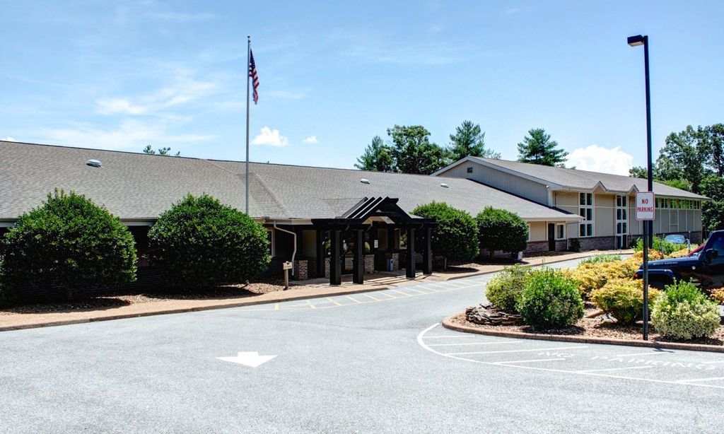 Chota Recreation Center - 17,460 Sq. Ft.