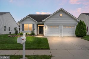 13 PLEASANT VALLEY DR, SEWELL, NJ
