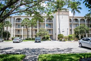 4501 MARTINIQUE WAY C1, COCONUT CREEK, FL