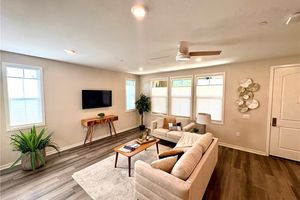 253 CARLOW, IRVINE, CA