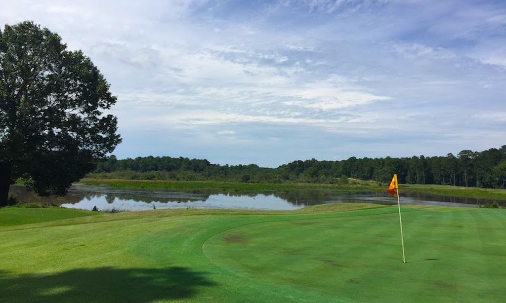 3 18-Hole Golf Course