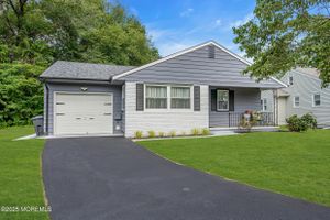 21 SWEET WILLIAMS CT, TOMS RIVER, NJ