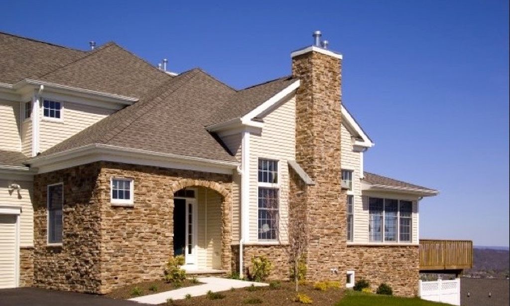 Exterior of the Lauder Model