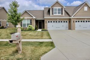 253 DARROUGH DR, GREENWOOD, IN