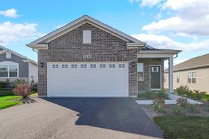 2930 HARNISH DR, ALGONQUIN, IL