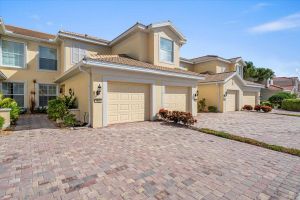 1245 BURGOS DR 304, SARASOTA, FL