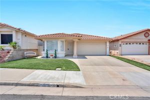 28325 CALLE LUSTROSOS, MENIFEE, CA