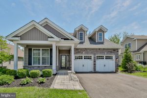 3896 INDEPENDENCE DR, EASTON, PA