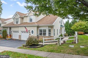 34 DRESNER CIR, UPPER CHICHESTER, PA
