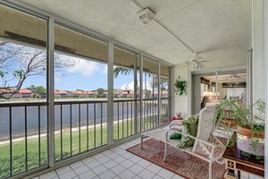 9977 HARBOUR LAKE CIR APT 201, BOYNTON BEACH, FL