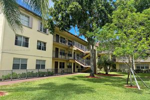 150 SW 134TH WAY APT 304R, PEMBROKE PINES, FL