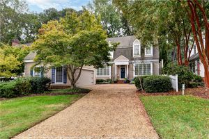 102 ALWOODLEY, WILLIAMSBURG, VA