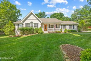 43 ROUNDSTONE TER, CROSSVILLE, TN