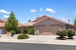 118 S LOS CIELOS LN, CASA GRANDE, AZ