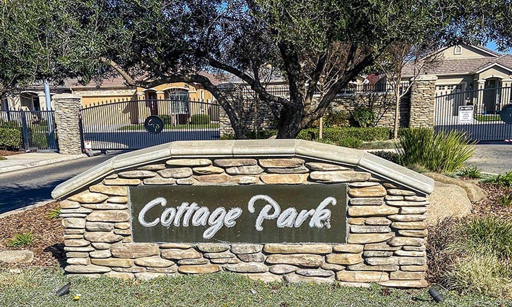 Cottage Park - Turlock, CA