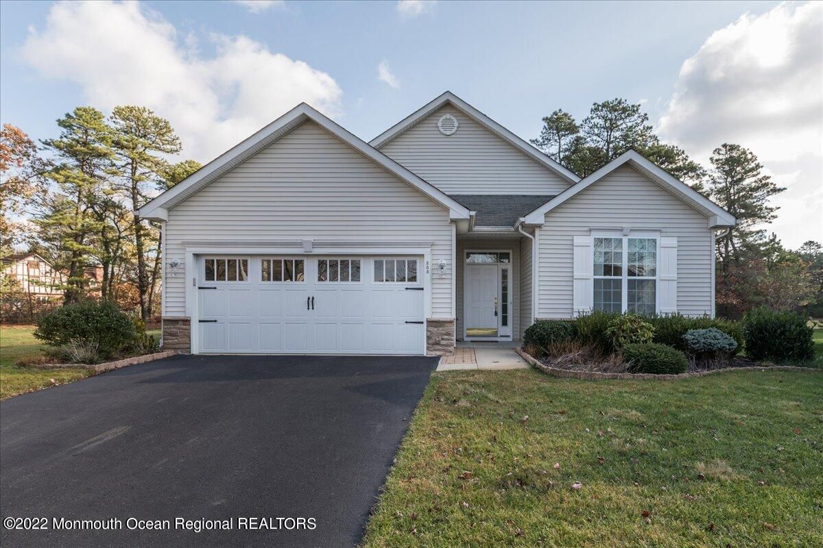 image of property at 808 Tanglewood Court