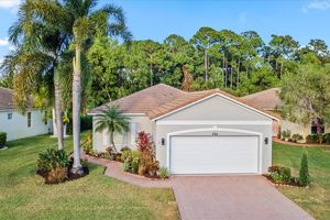 704 SW ROCKY BAYOU TER, PORT SAINT LUCIE, FL