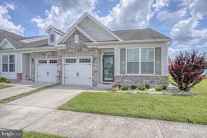68 CRESTHAVEN LN, DOVER, DE