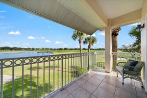 1725 VICTORIA CIR, VERO BEACH, FL