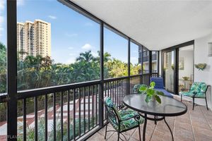 6075 PELICAN BAY BLVD 204, NAPLES, FL