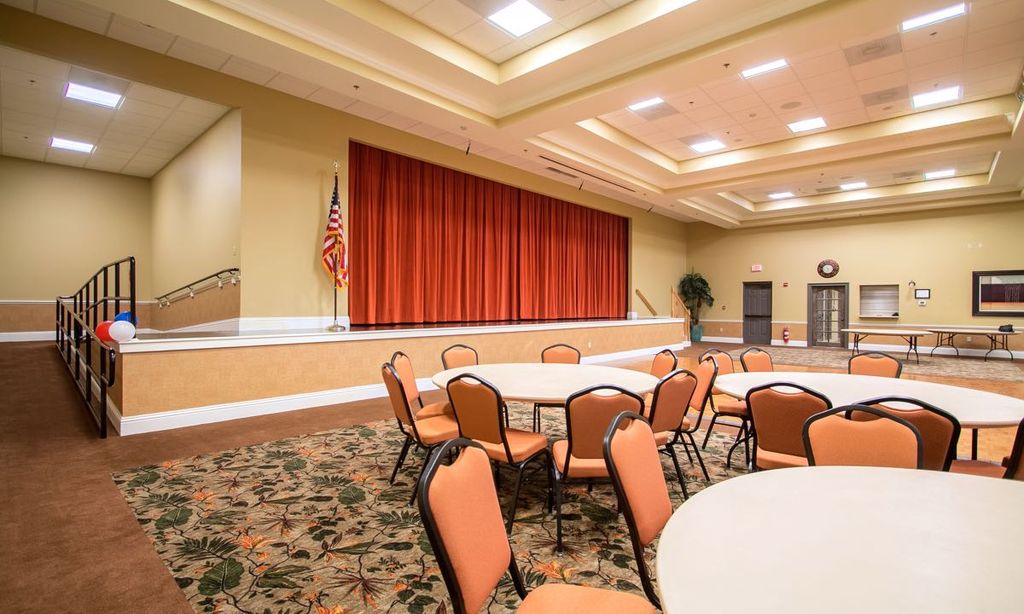 500-Seat Ballroom