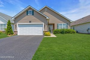 99 EAGLE RIDGE CIR, LAKEWOOD, NJ