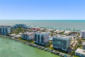 2650 GULF SHORE BLVD 701, NAPLES, FL