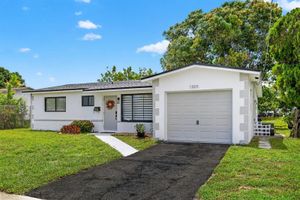 5020 NW 22ND ST, LAUDERHILL, FL