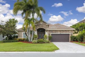 912 SW SUN CIR, PALM CITY, FL