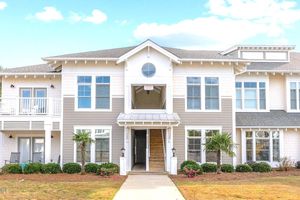 2537 ST JAMES DR APT 102, SOUTHPORT, NC