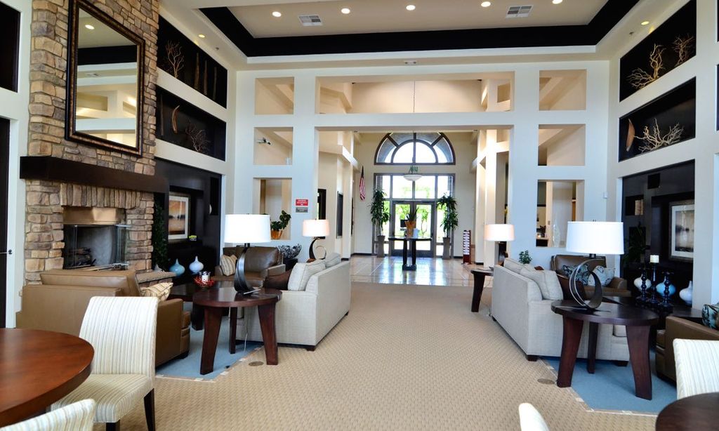 Clubhouse Lobby