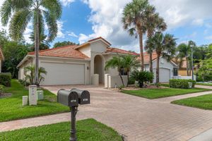 9720 ISLES CAY DR, DELRAY BEACH, FL