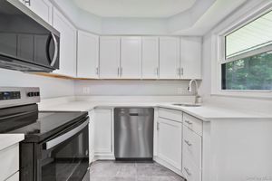 34 WARWICK PL D, YORKTOWN HEIGHTS, NY