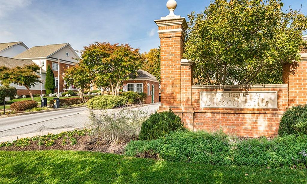 Community Entrance Sign