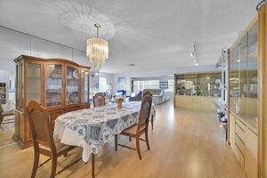 6127 RAINBOW CIR, GREENACRES, FL