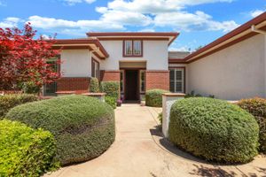 2424 ASHBRIDGE LN, MANTECA, CA