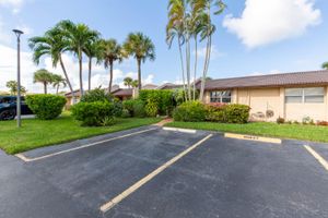 147 LAKE GLORIA DR # 147, WEST PALM BEACH, FL