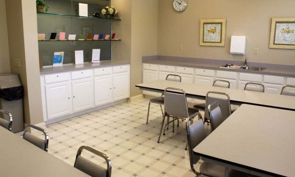 Arts & Crafts Studio