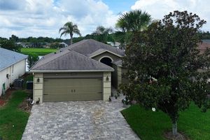 29524 WAGGLE DR, SAN ANTONIO, FL