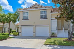 6335 BAY CEDAR LN, BRADENTON, FL