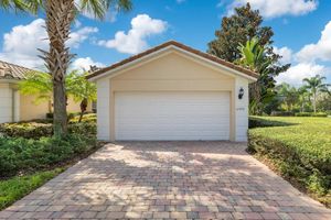 11995 FIORE DR, ORLANDO, FL