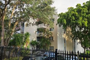 3571 INVERRARY DR 409, LAUDERHILL, FL