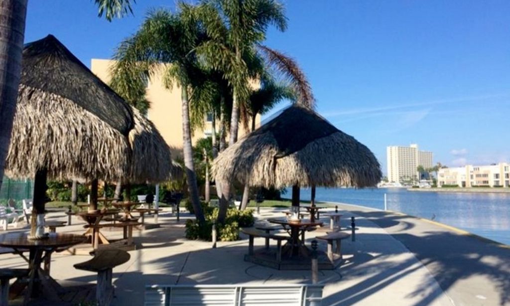 Tiki Area & BBQ Area