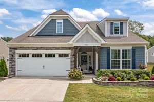 352 PICASSO TRL, MOUNT HOLLY, NC