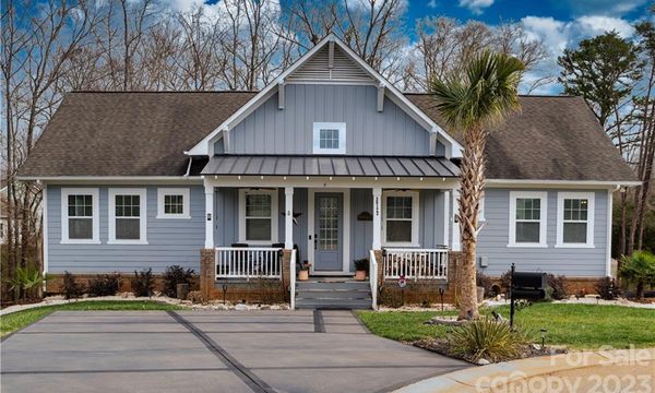 Edgewater The Cottages